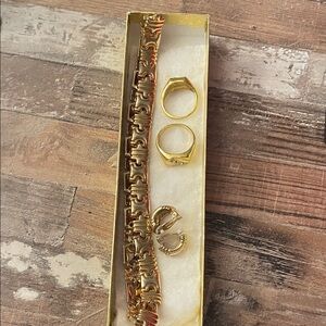 COSTUME Jewelry Set with Rings and Bracelet (unisex) or two rings are for men!!